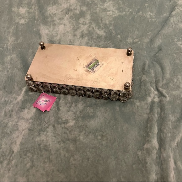 Silver Metal Glam Jewelry Box - Picture 4 of 4